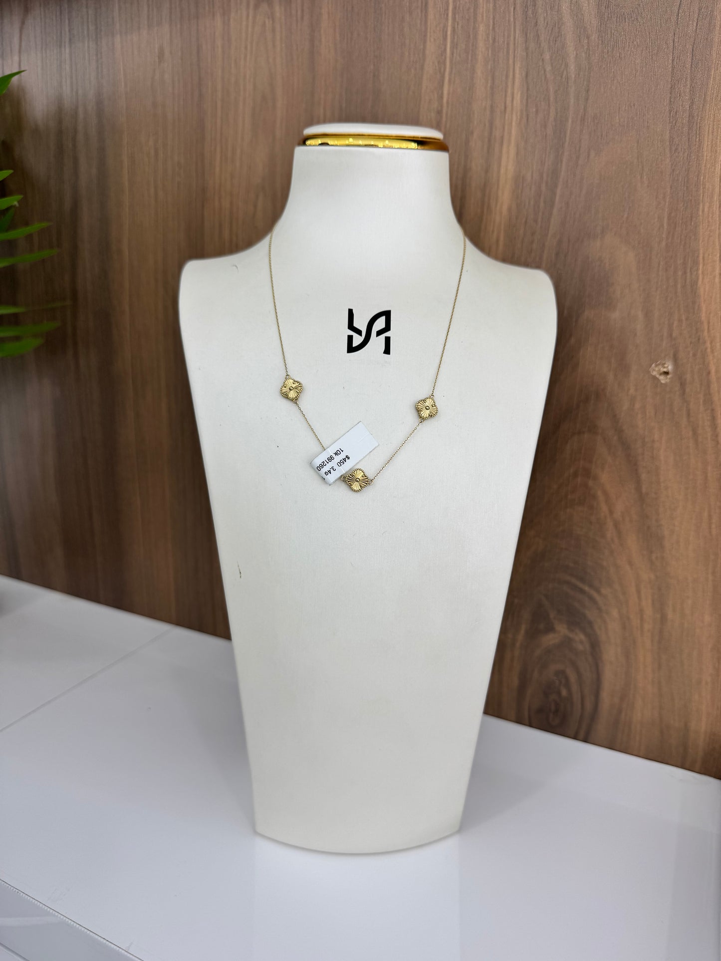 10k 3 golden flower Necklace