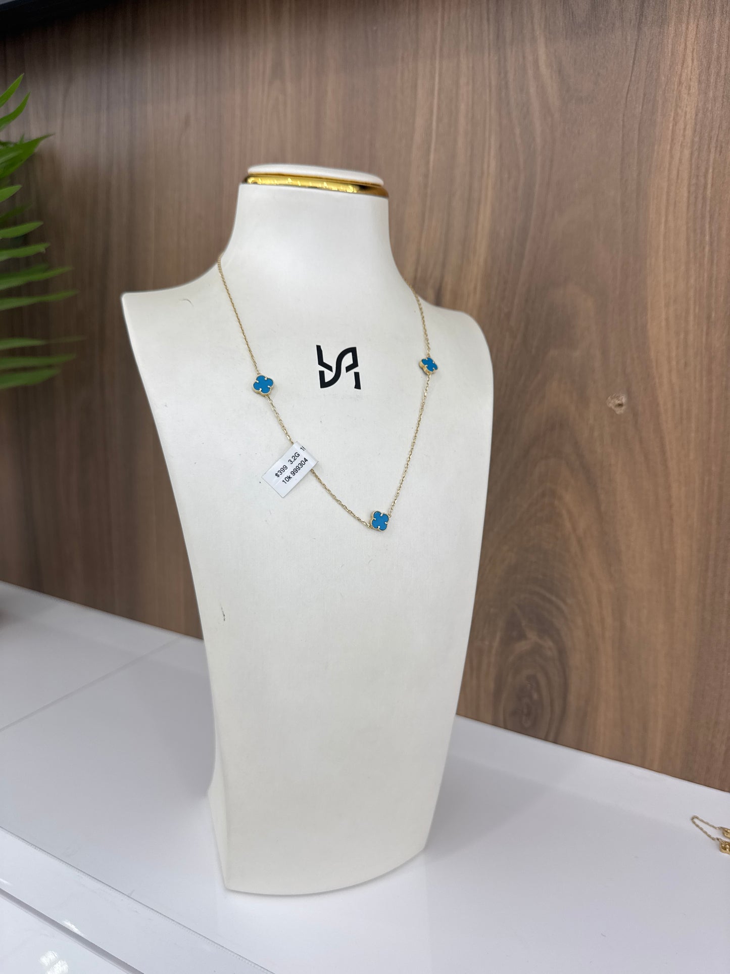 10k 3 blue flower necklace