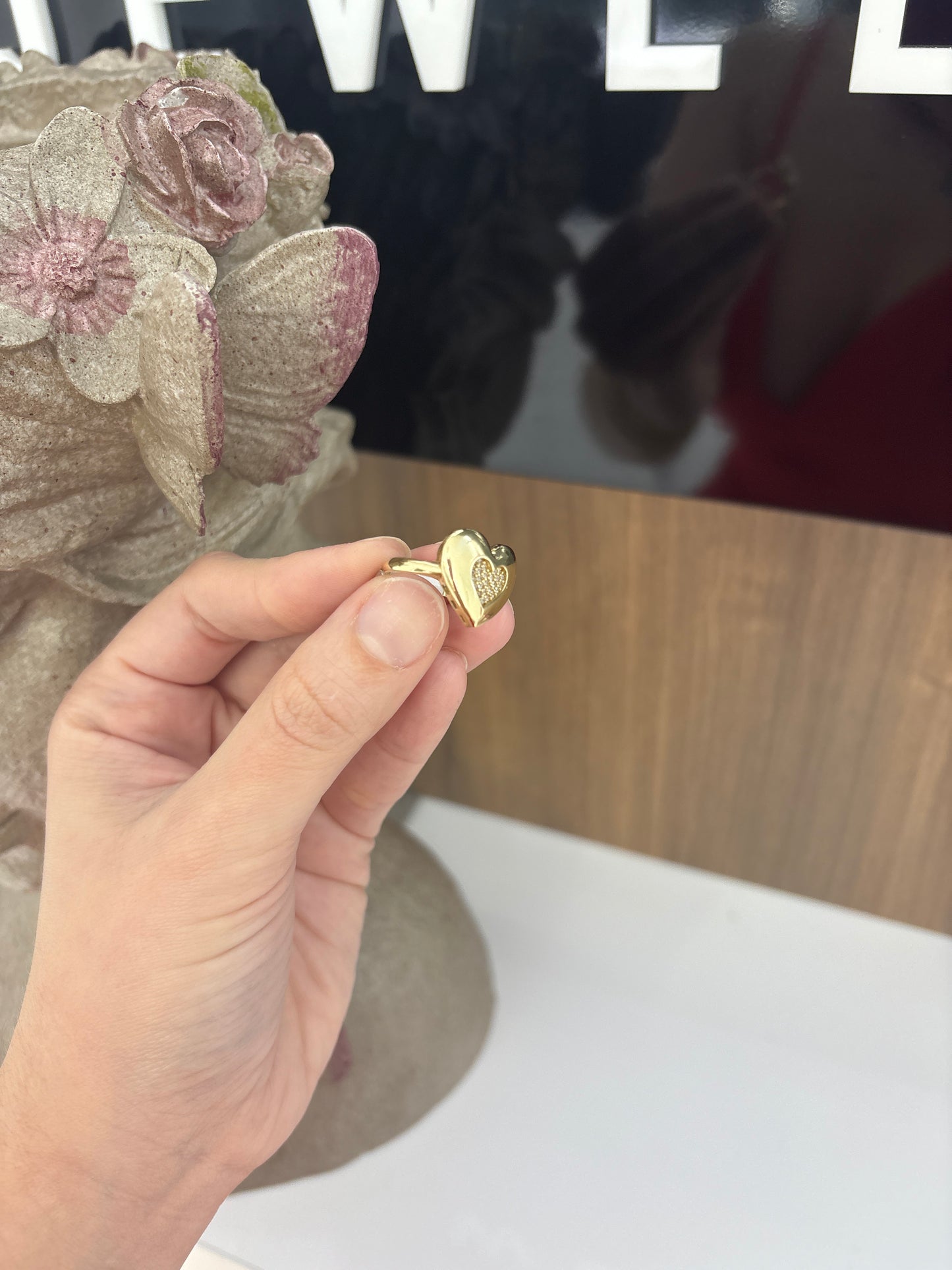 10K Heart Ring