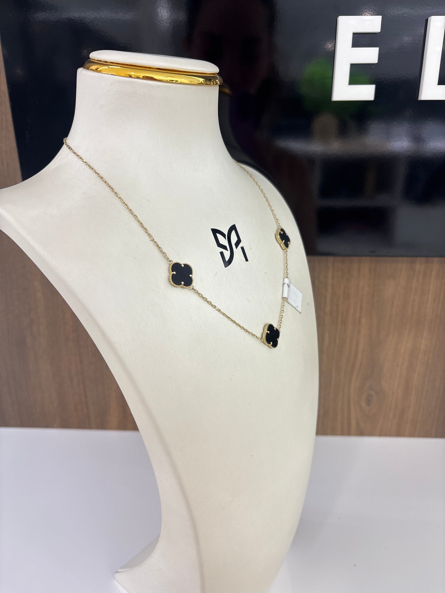 10K 3 Black Flower Necklace