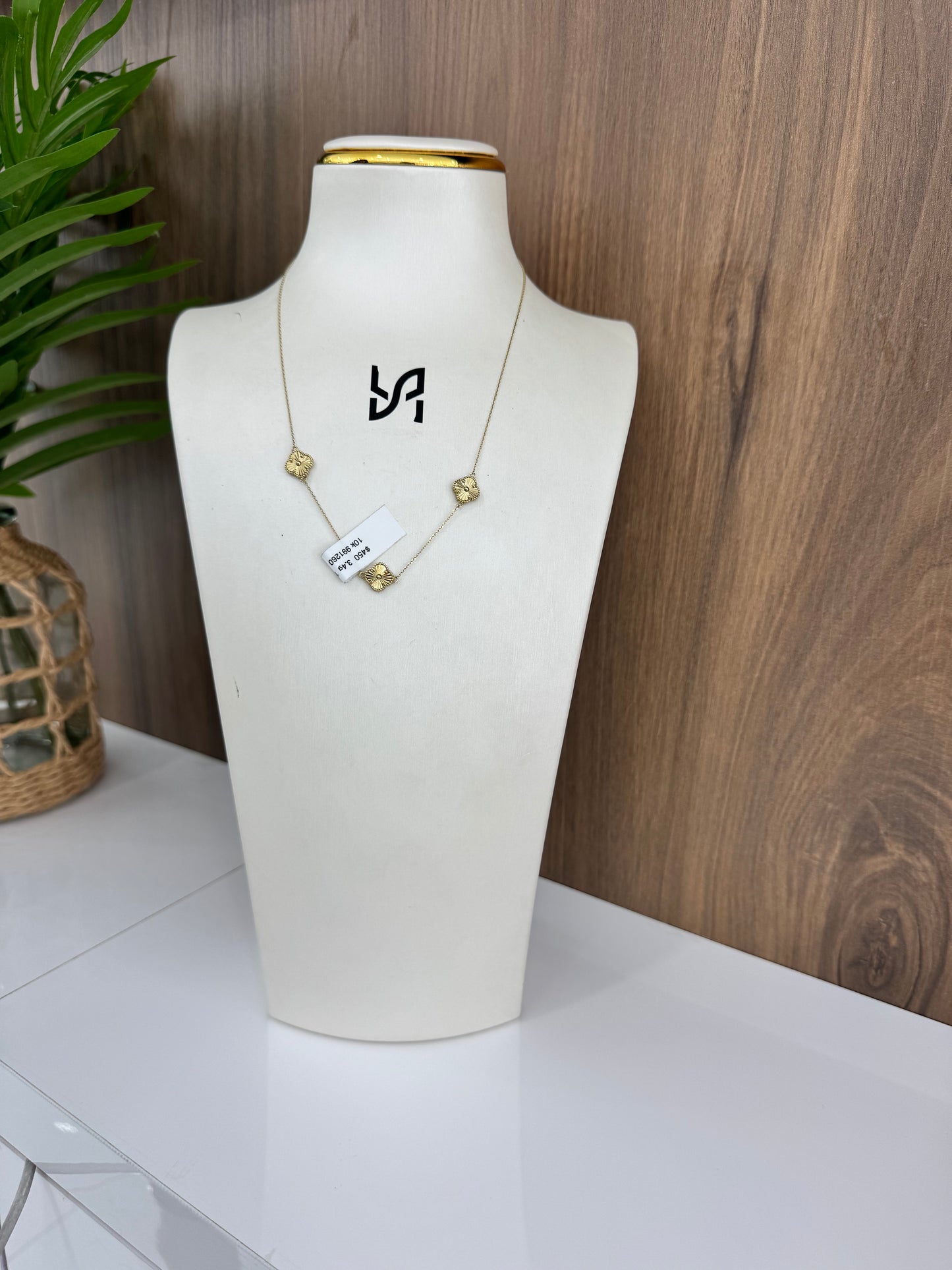10k 3 golden flower Necklace