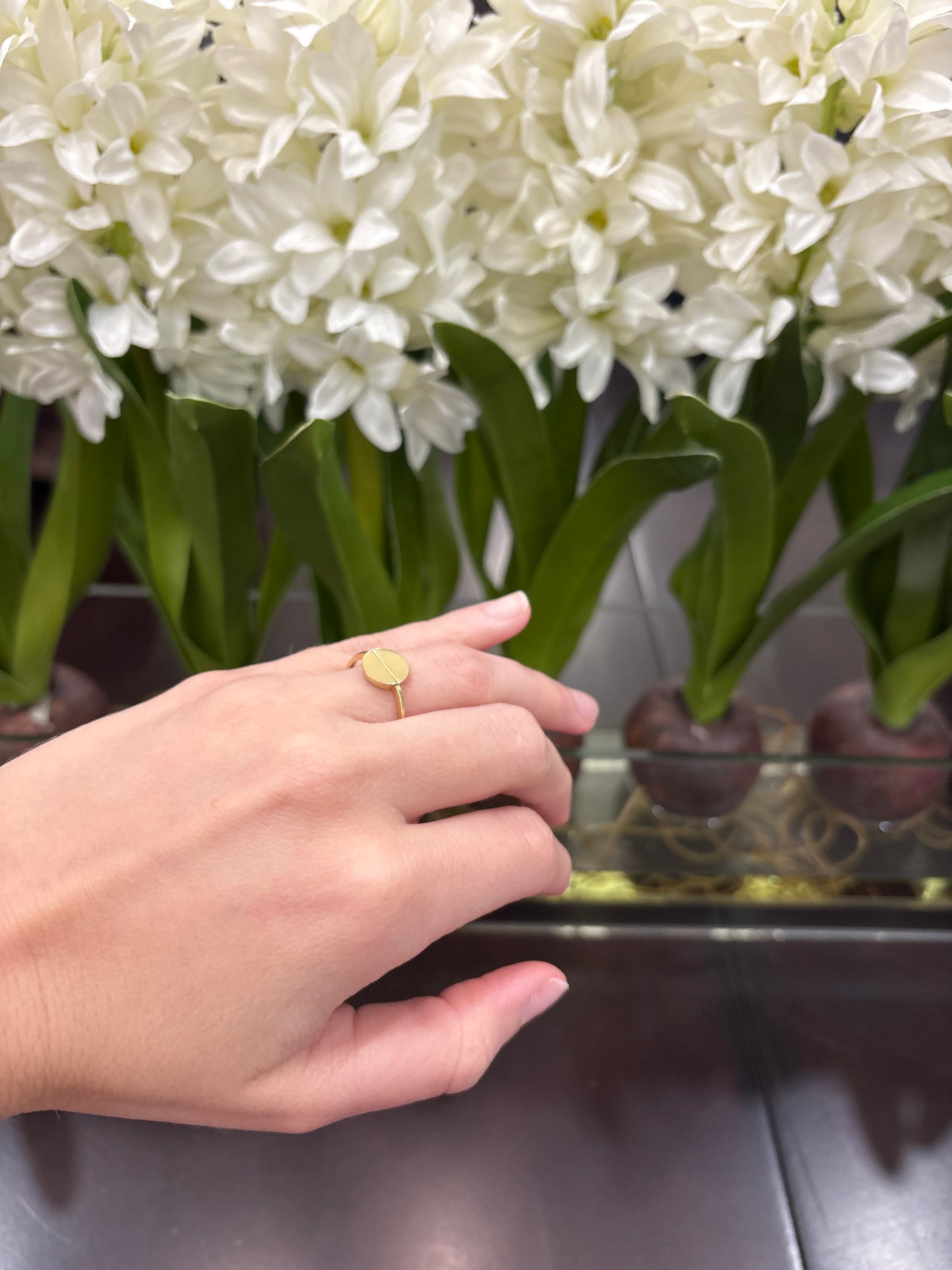 14K Circle Ring