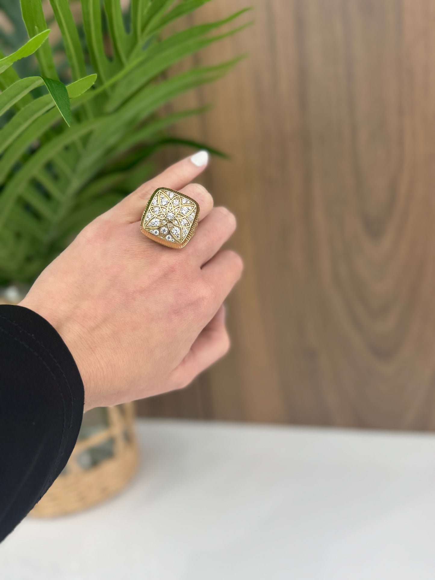 10K Rosetta Ring