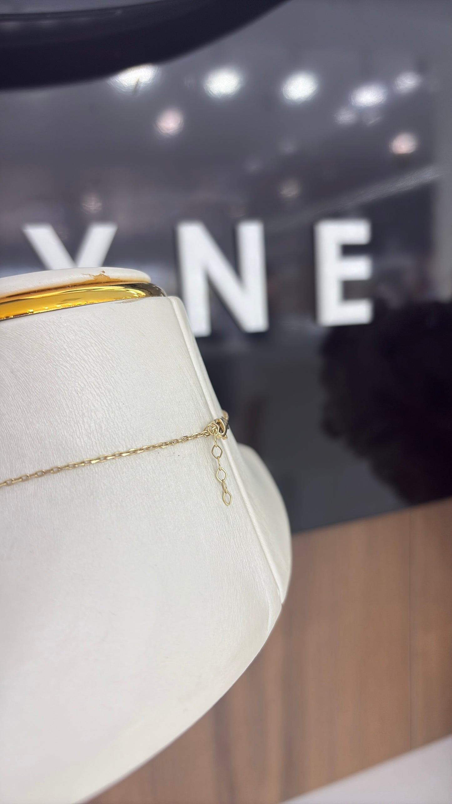 10Karat 5 Flower Chain