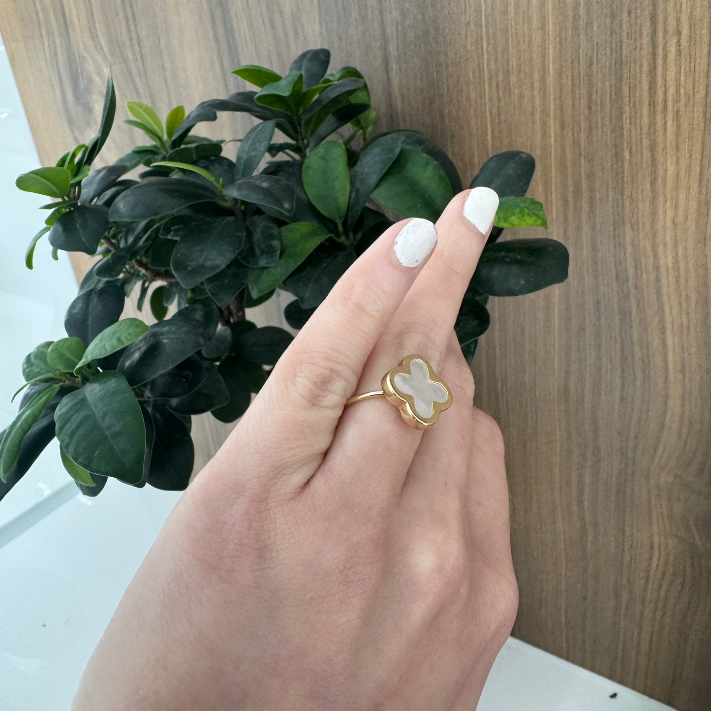 14K Flower Ring