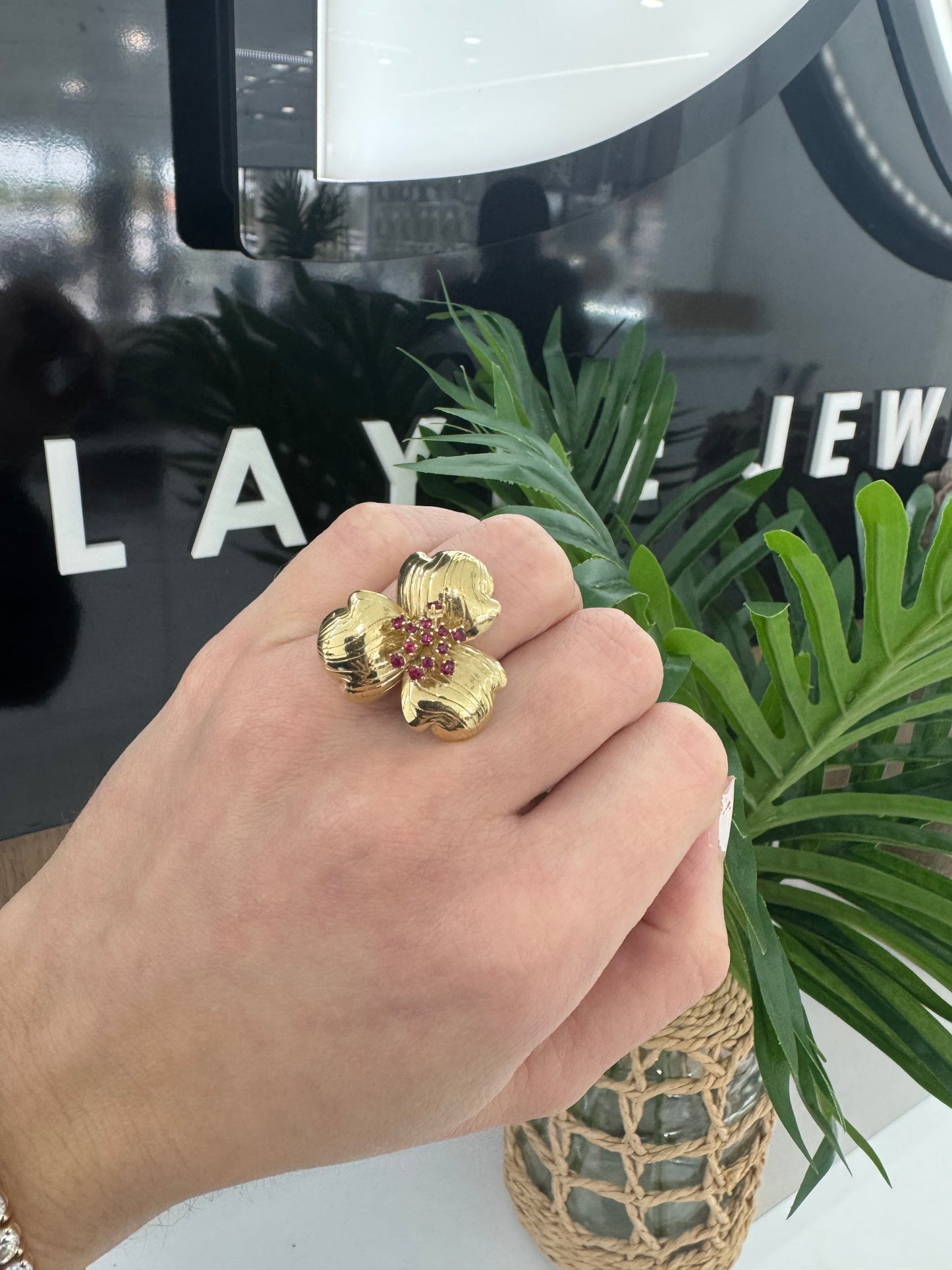 10K Flore Ring