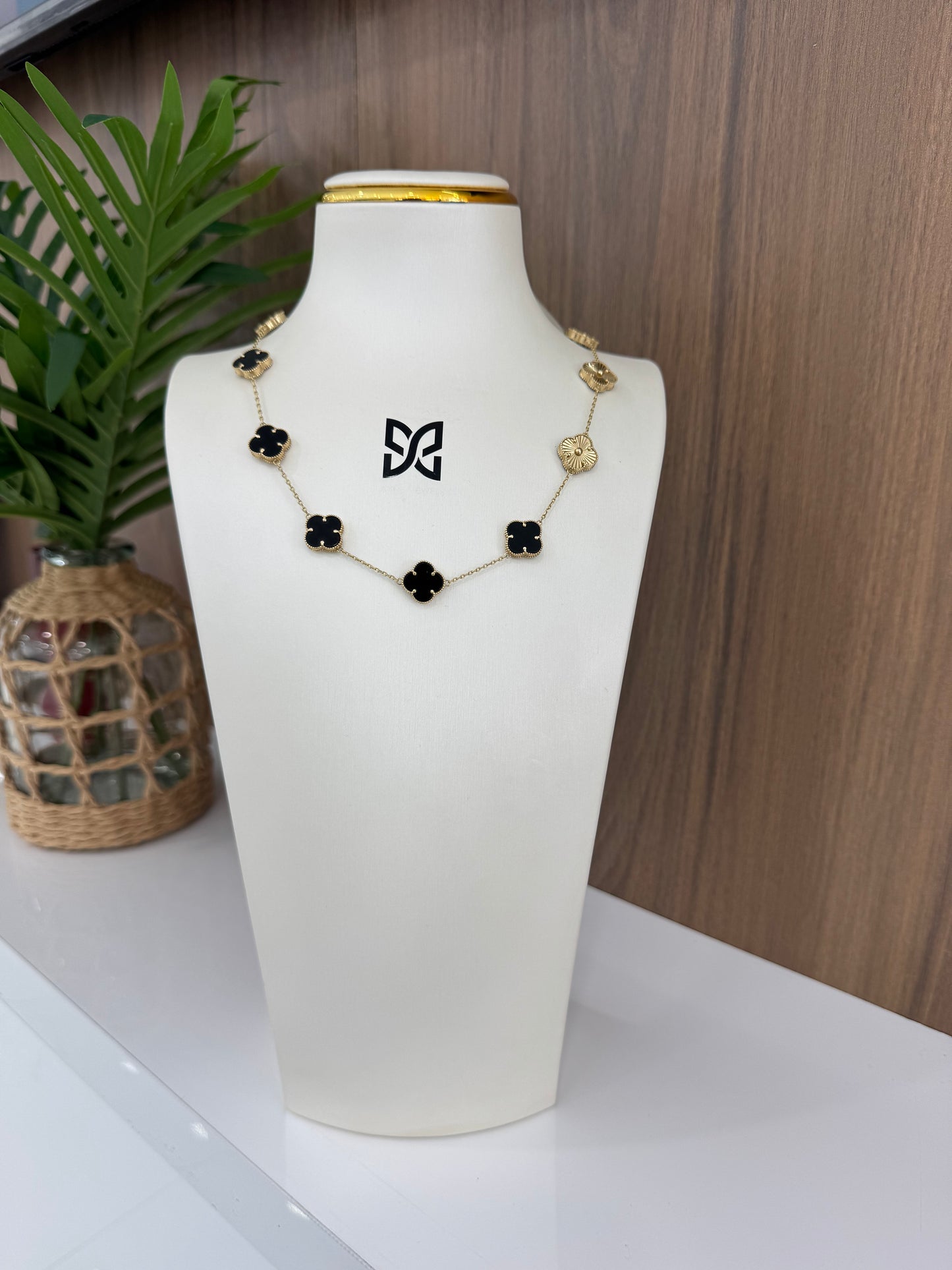 14K Black and Golden Flower Necklace