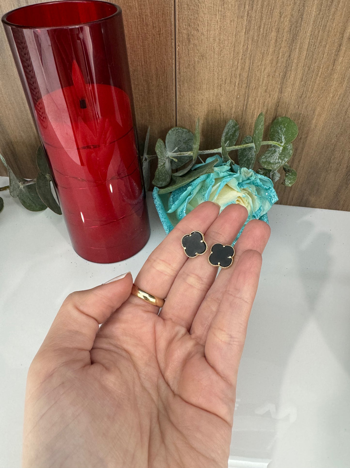 10K Black Flower Earring