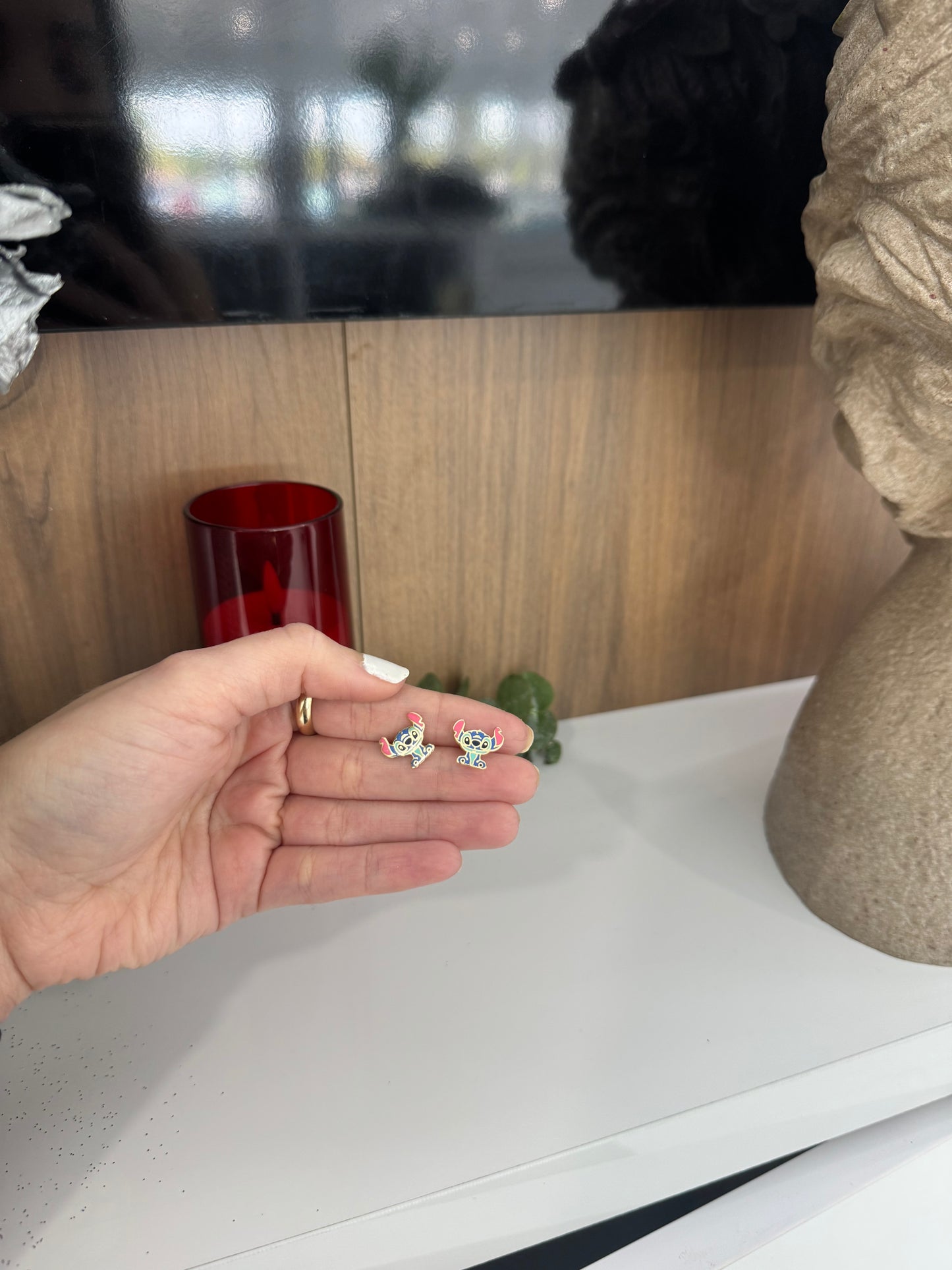 10k Earring