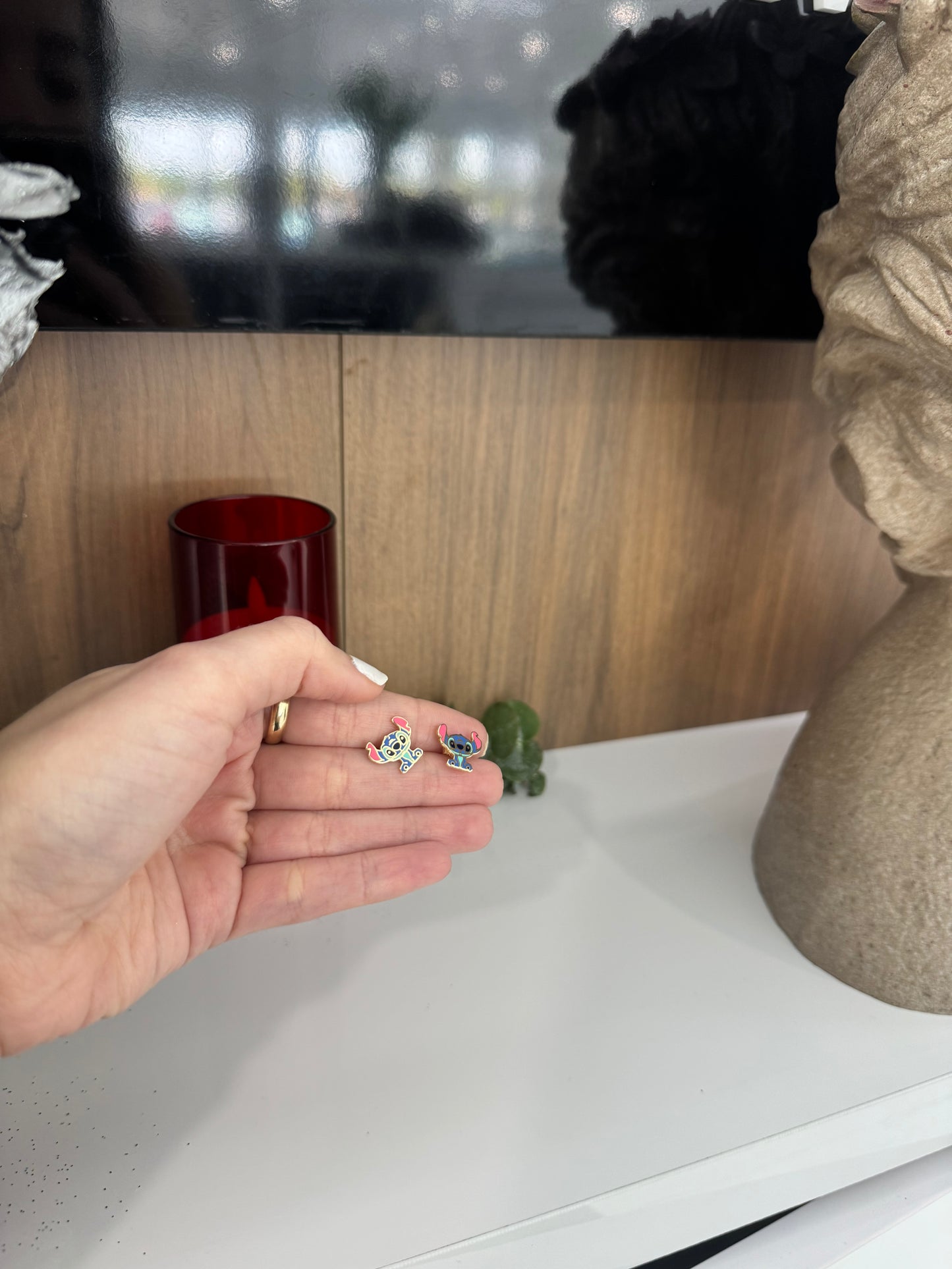 10k Earring