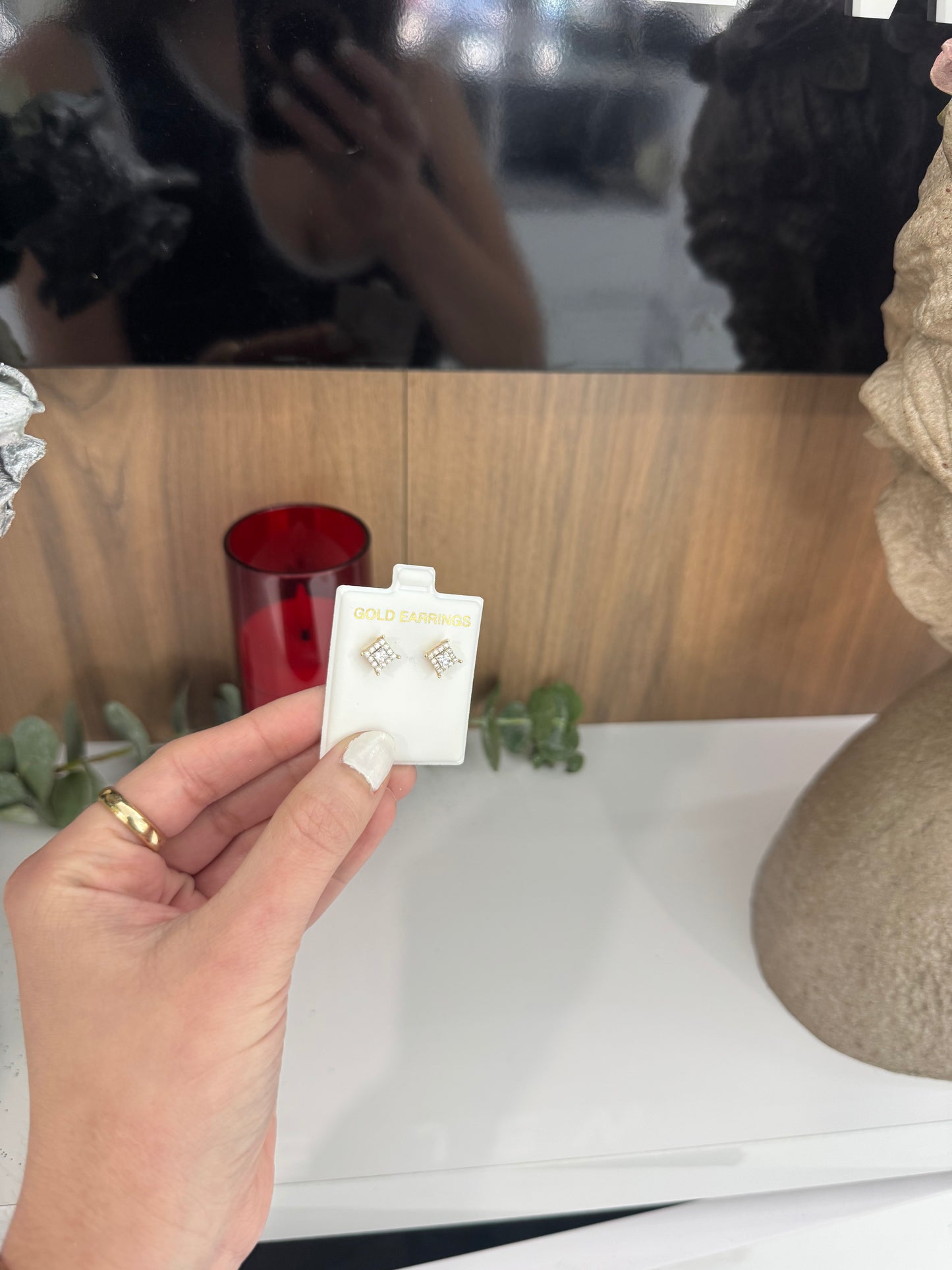 10K Earring
