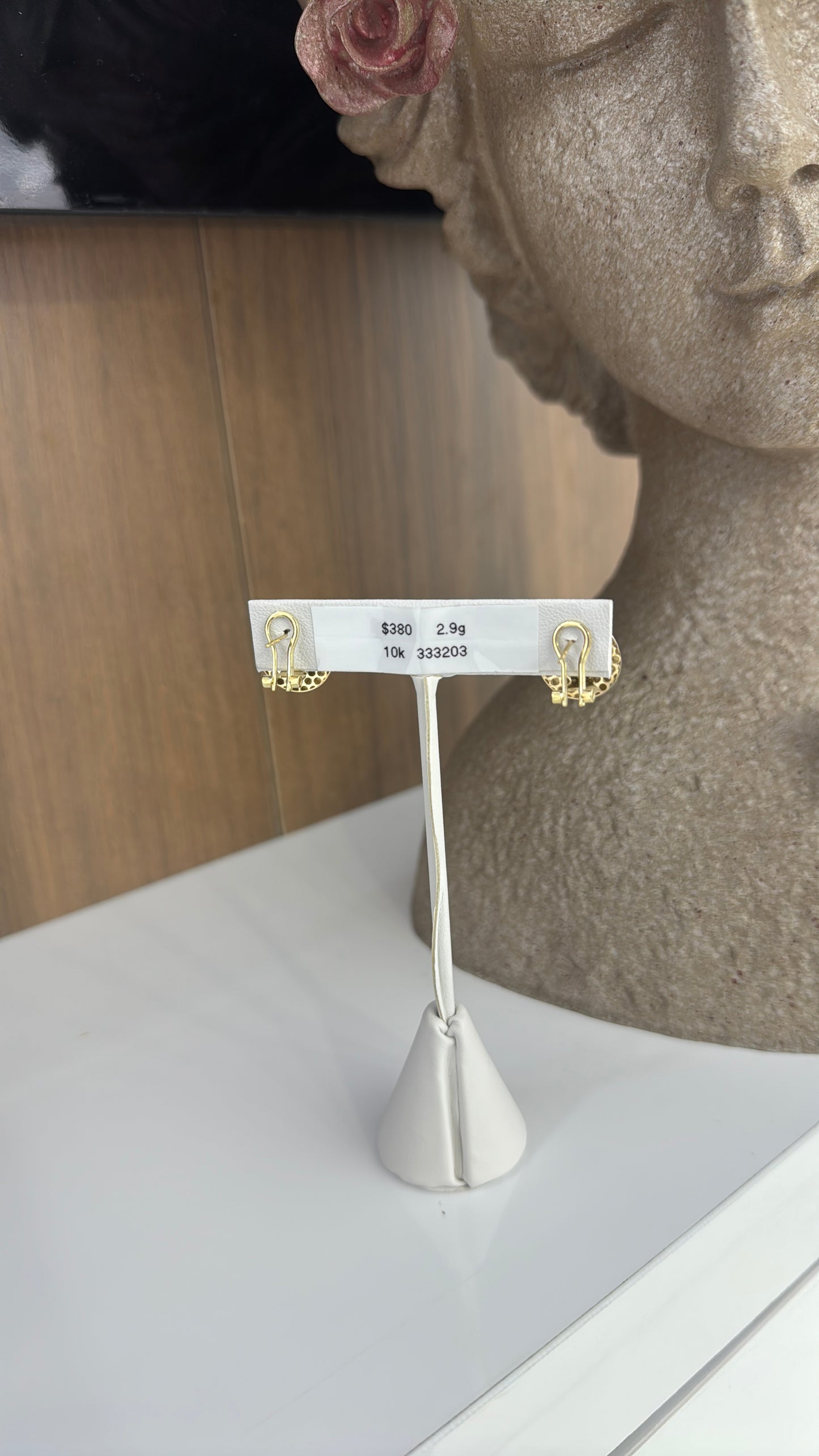 10K Omega Earring