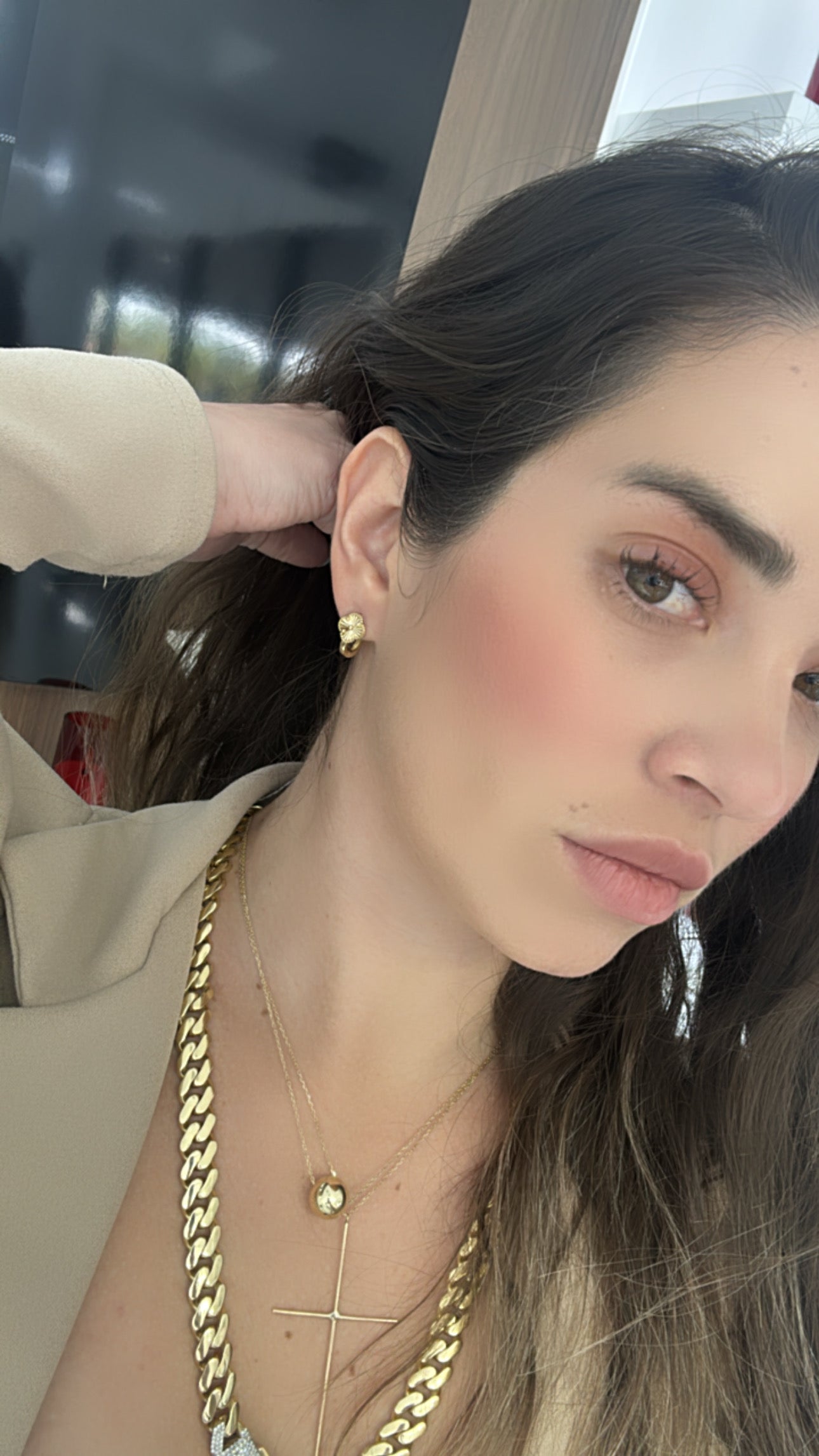 10 Karat Gold Earring