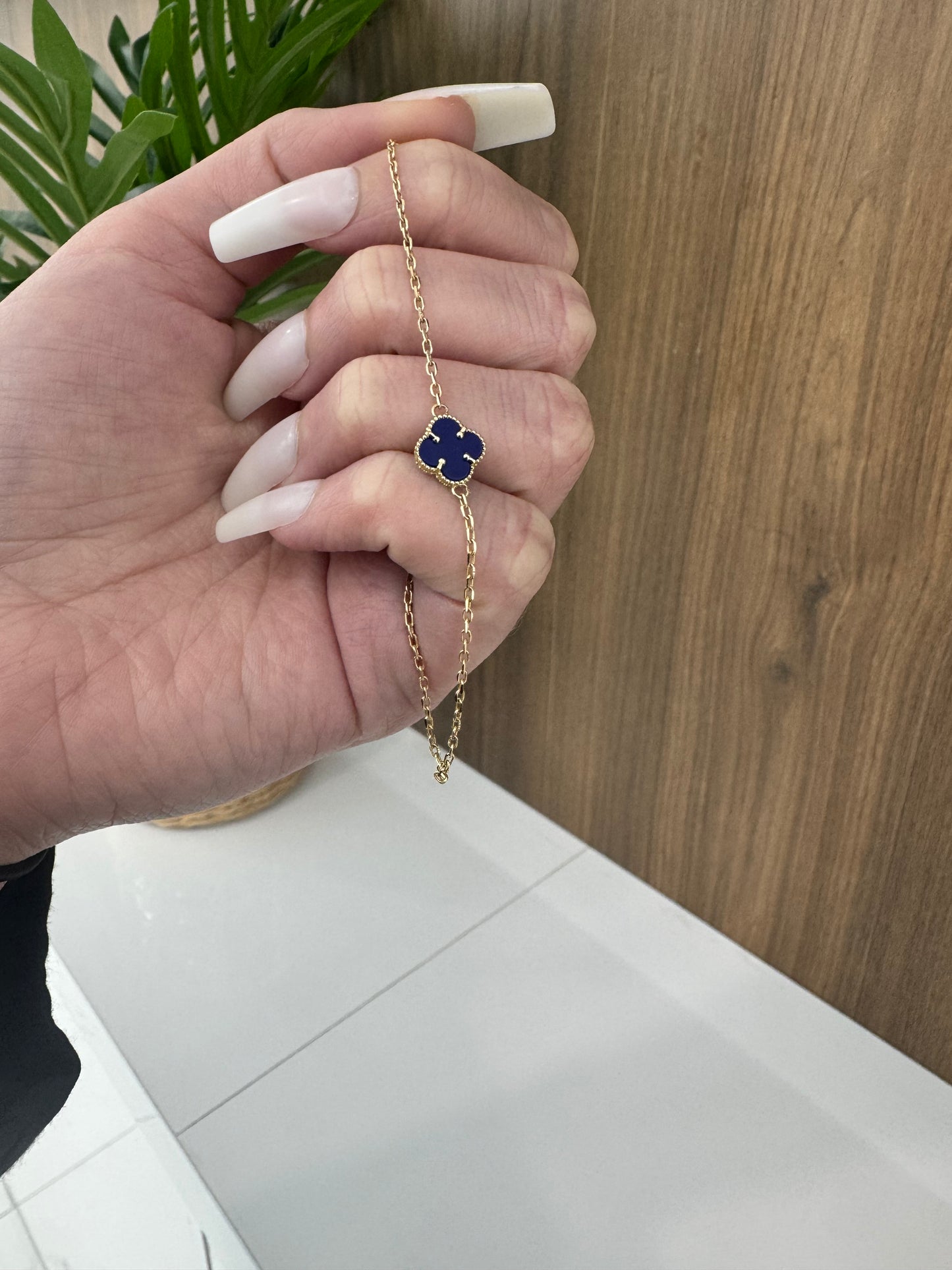 10K One Flower Bracelet