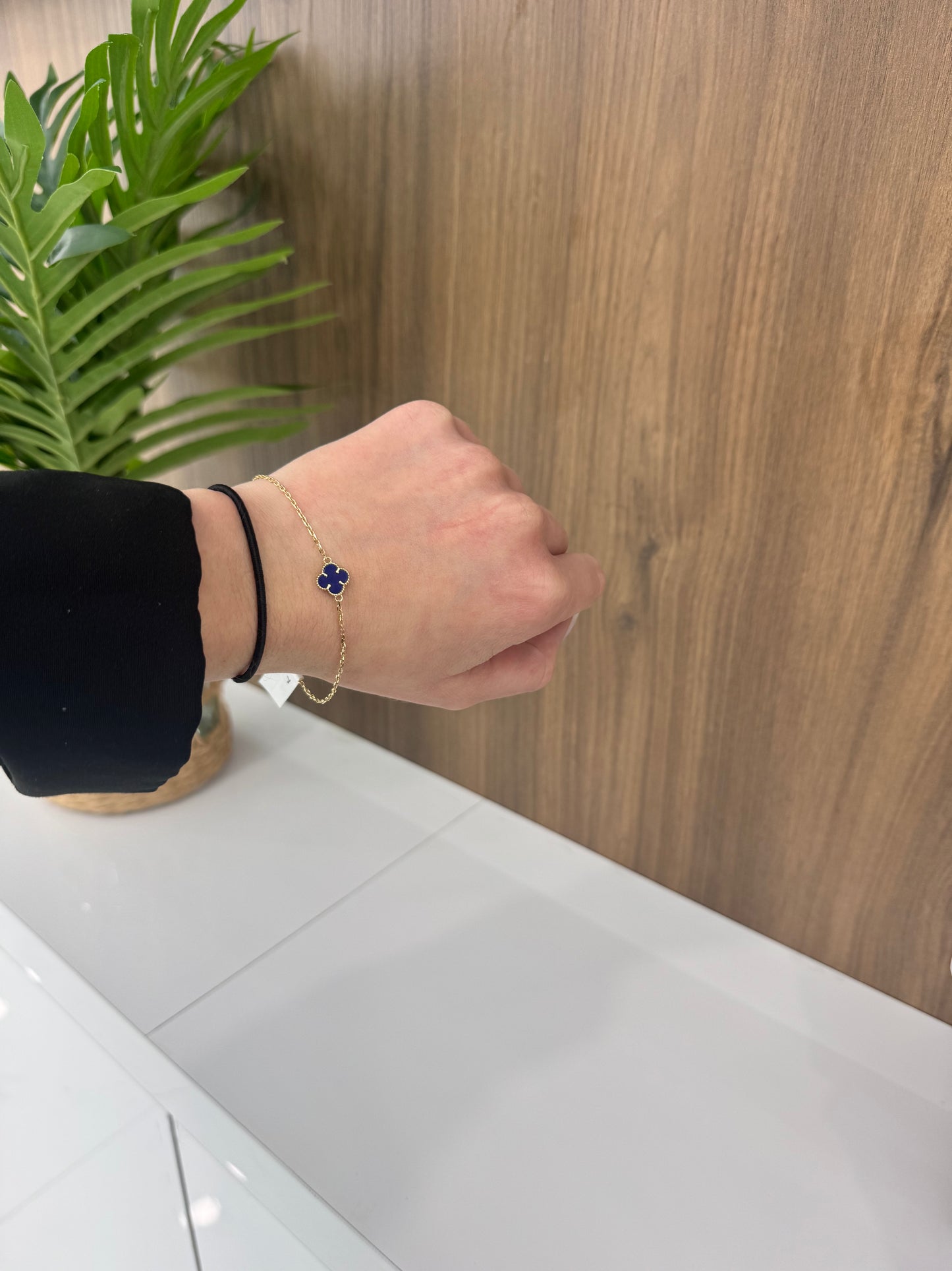 10K One Flower Bracelet