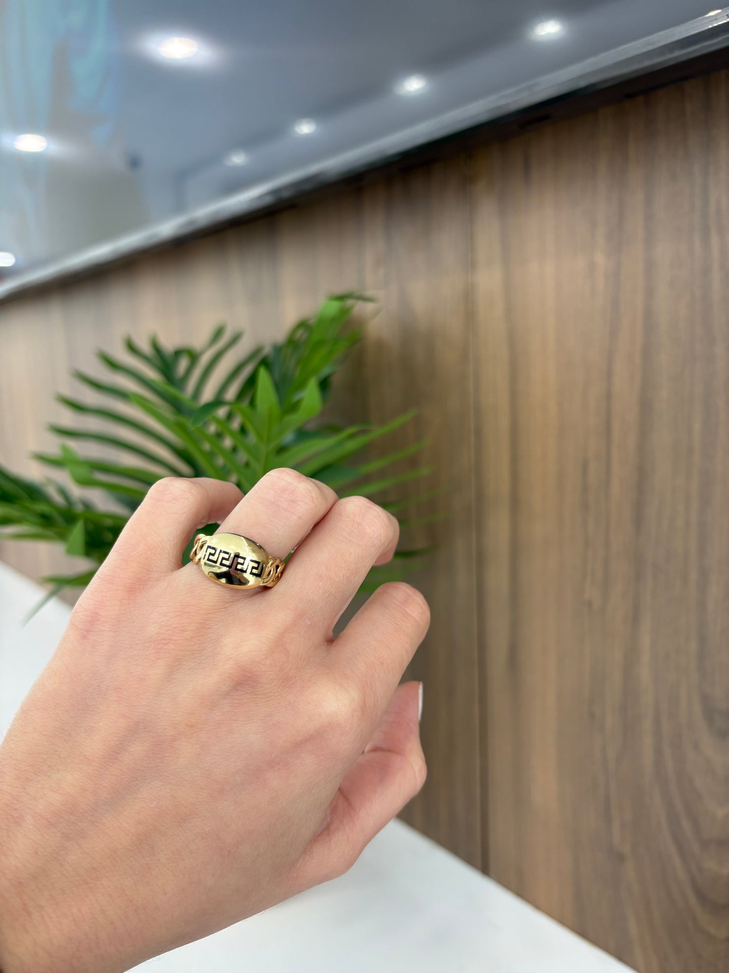 10K Greek Ring