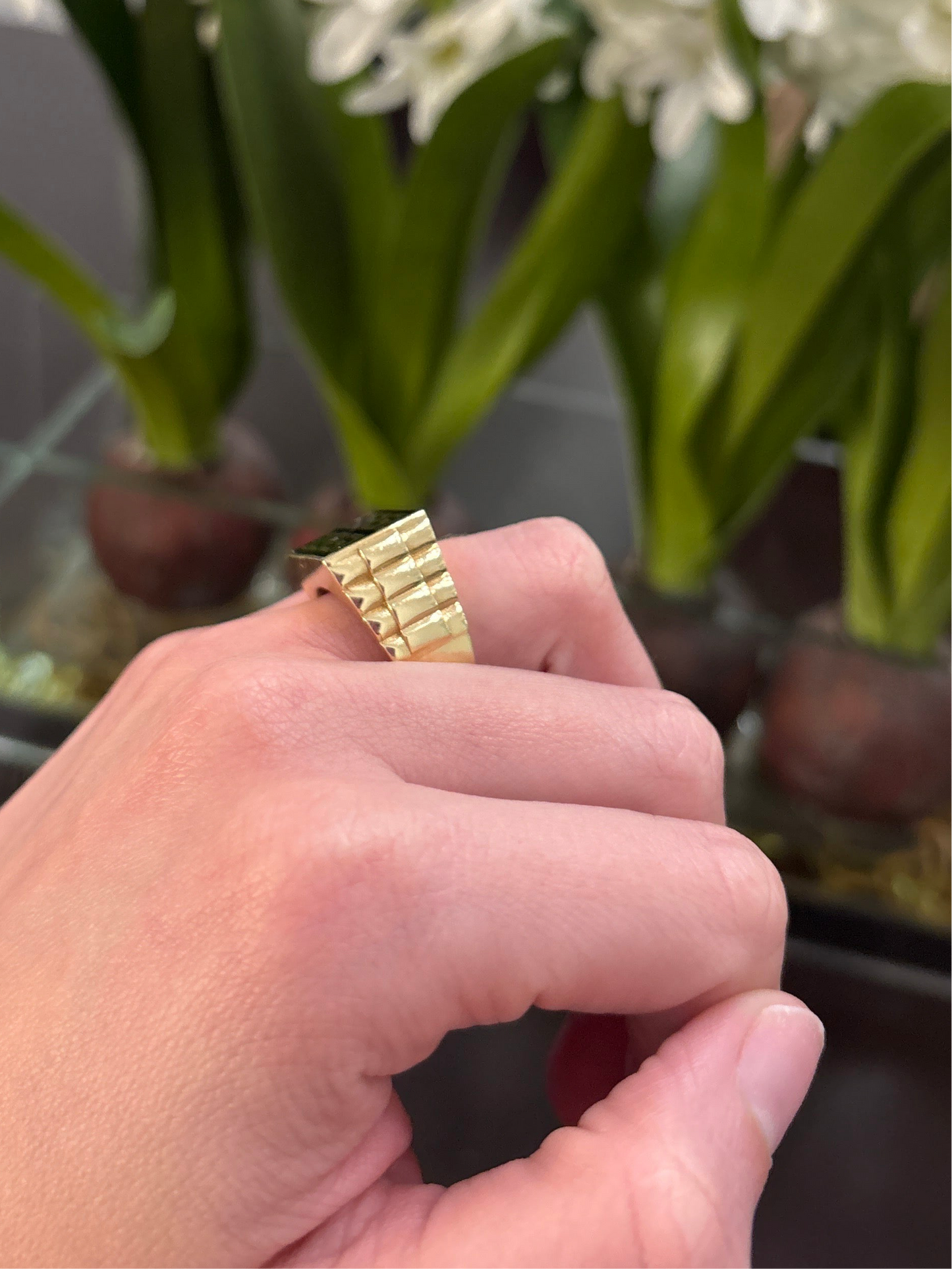 14K Greek Cut Ring