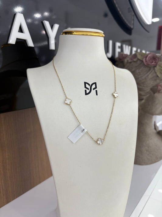 10Karat 3 white Flower Chain