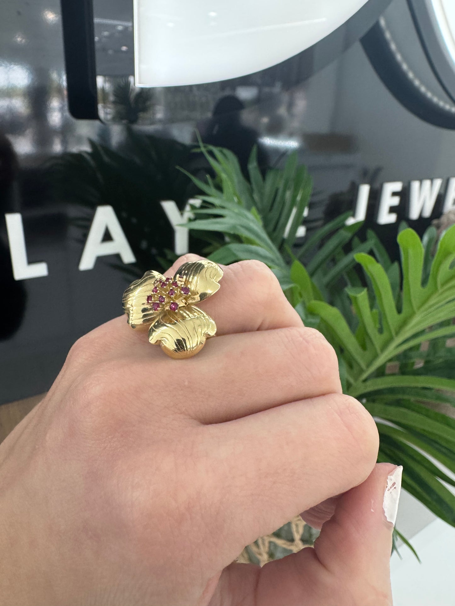 10K Flore Ring