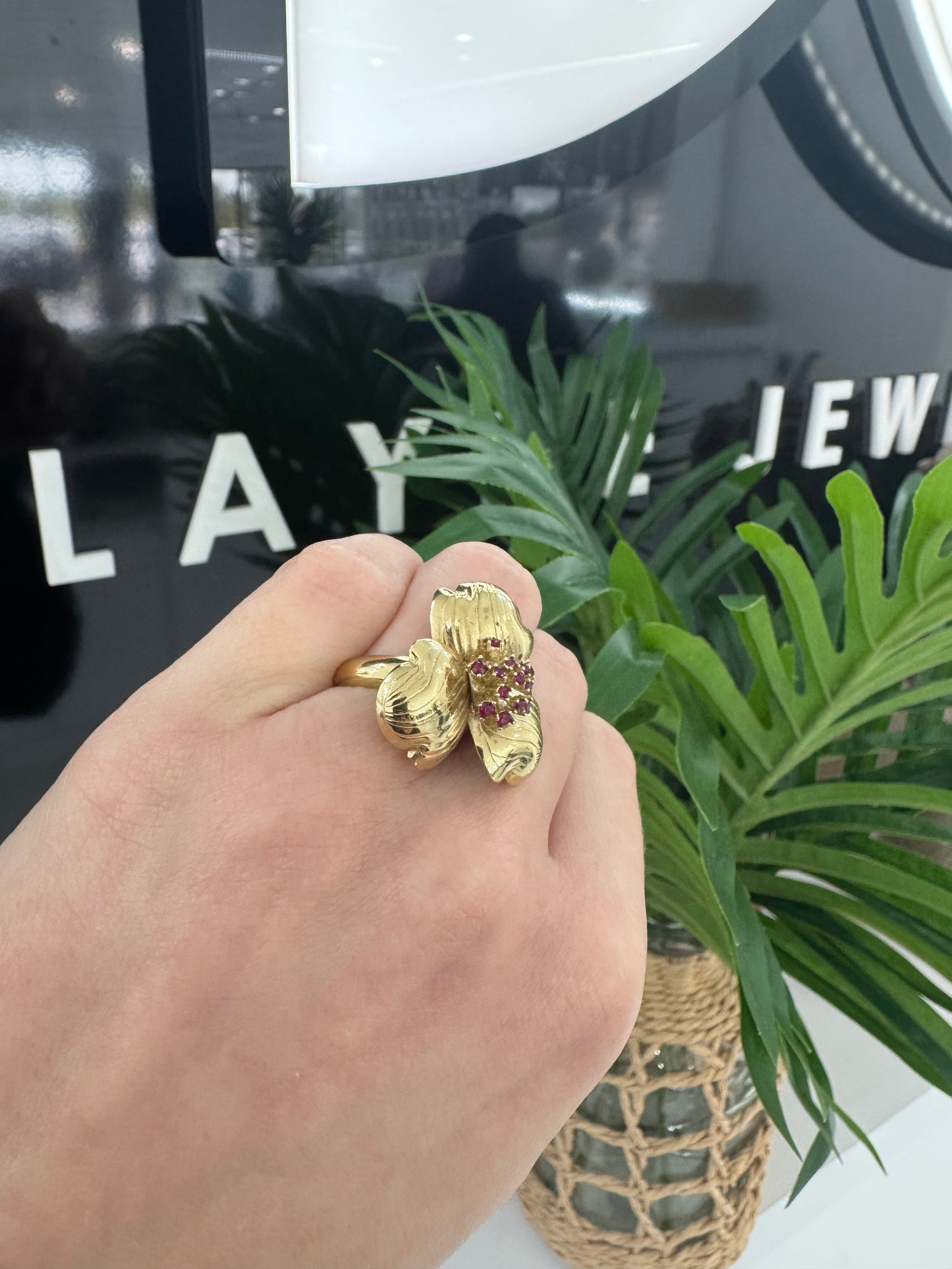 10K Flore Ring