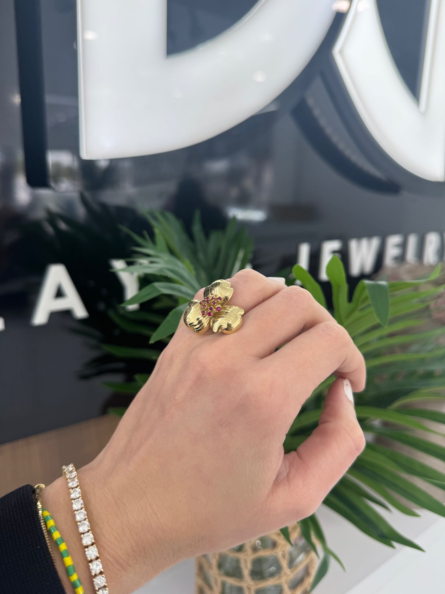 10K Flore Ring