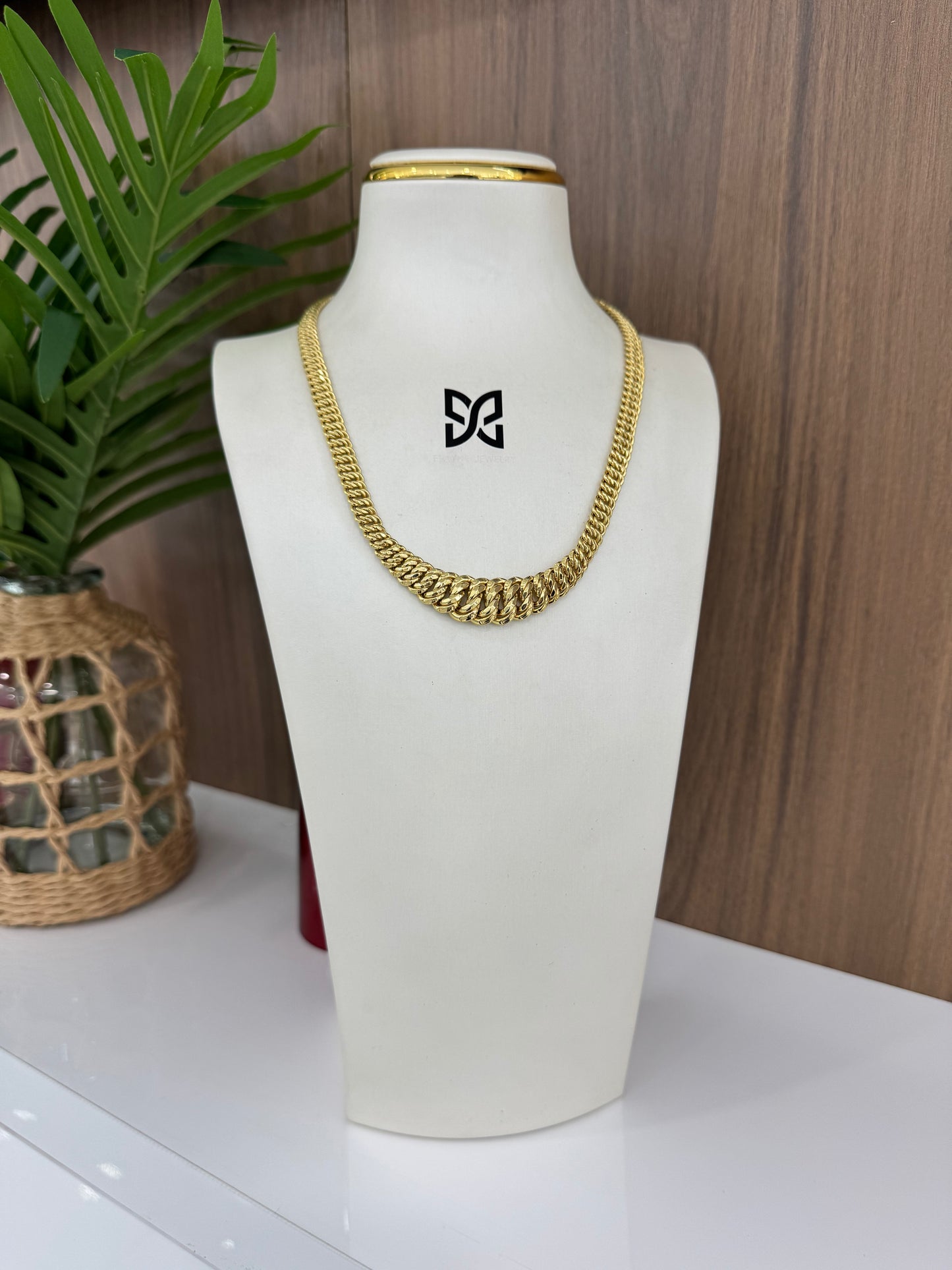 Plain  Princess Necklace