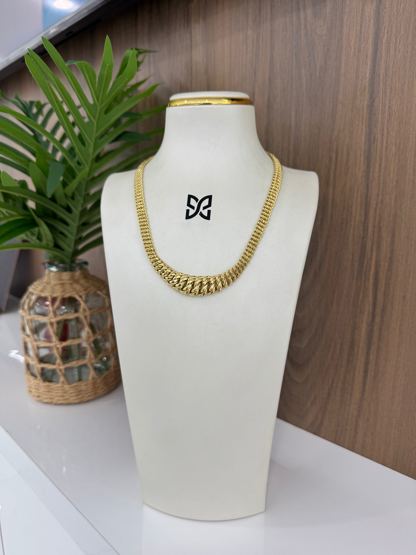 Plain  Princess Necklace